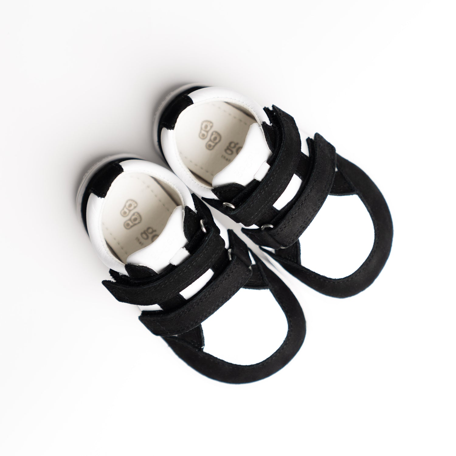 sneaker-børnesko-hvide-black-barfodssko-sort-white