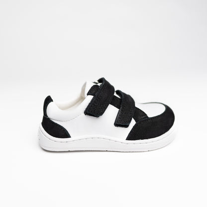 sneaker-børnesko-hvide-black-barfodssko-sort-white